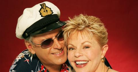 Toni Tennille Sat By Captain Daryl Dragon’s Side As He Died From Renal Failure