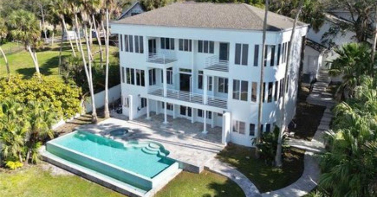 Kirstie Alley's Mansion Bought From Lisa Marie Presley On Market For $6M