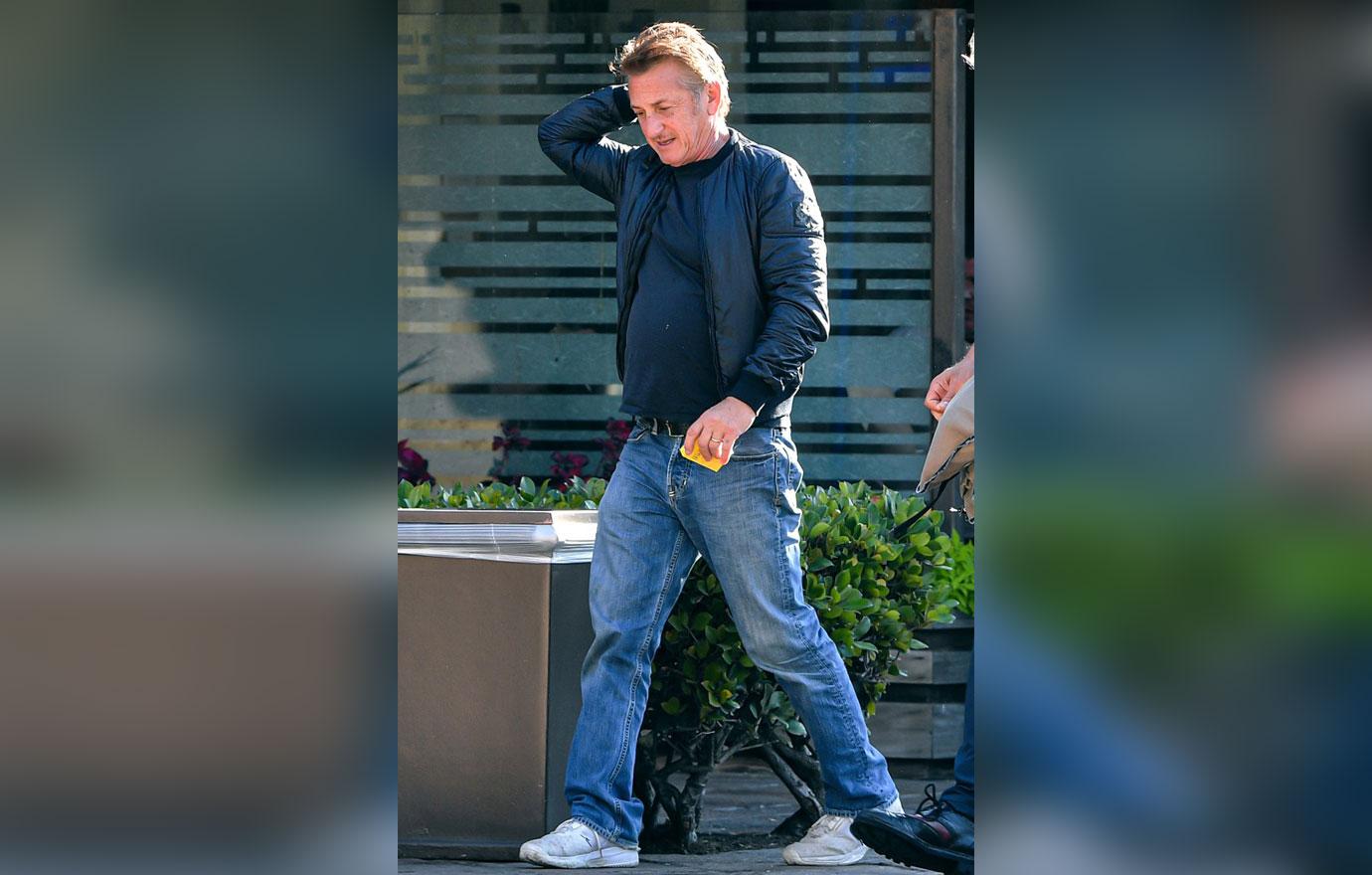 Sean Penn still in love with estranged wife Leila George