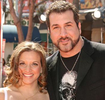 //joey fatone split