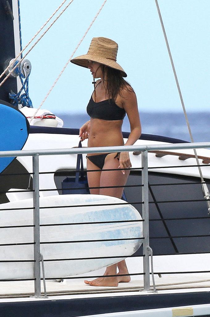 Jessica Alba Bikini Butt Yacht Snorkeling Hawaii