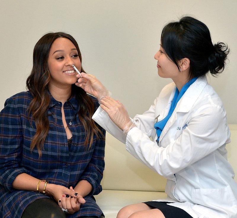 //Actress Tia Mowry Fights the Flu