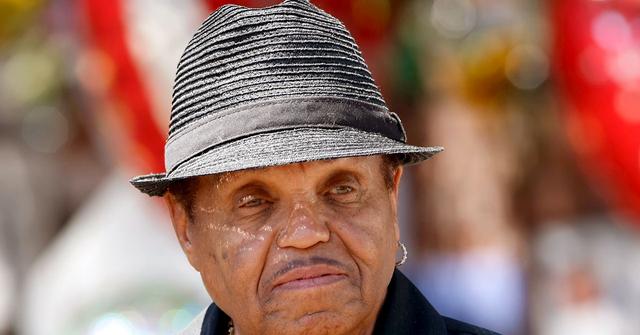 //joe jackson funeral celebrities turn down invitation pp