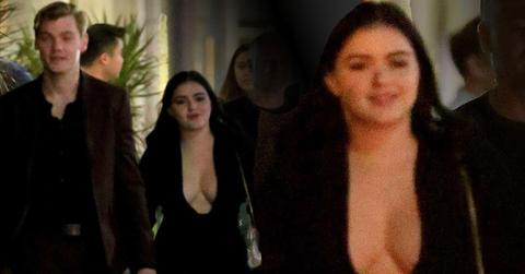 //Ariel Winter Boobs Cleavage Boyfriend Date pp