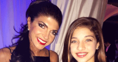 //pp_tall_teresagiudice_batmitzvah