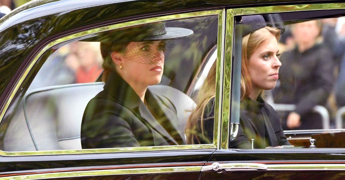 Photo of Princess Beatrice and Eugenie