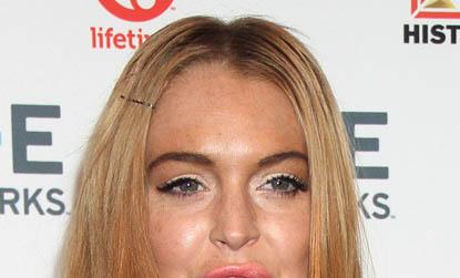 //lindsay lohan celebrity makeup disaster