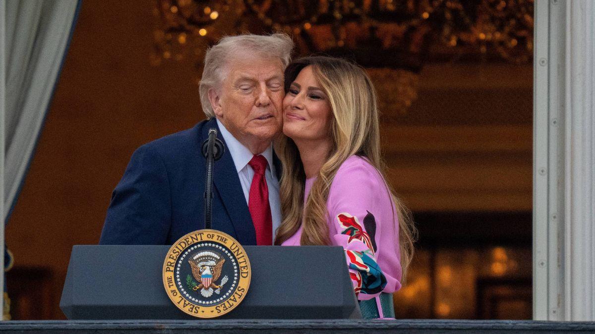 Photo of Donald Trump, Melania Trump