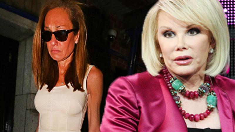 Doctor Denies Taking Selfies With Joan Rivers During Operation