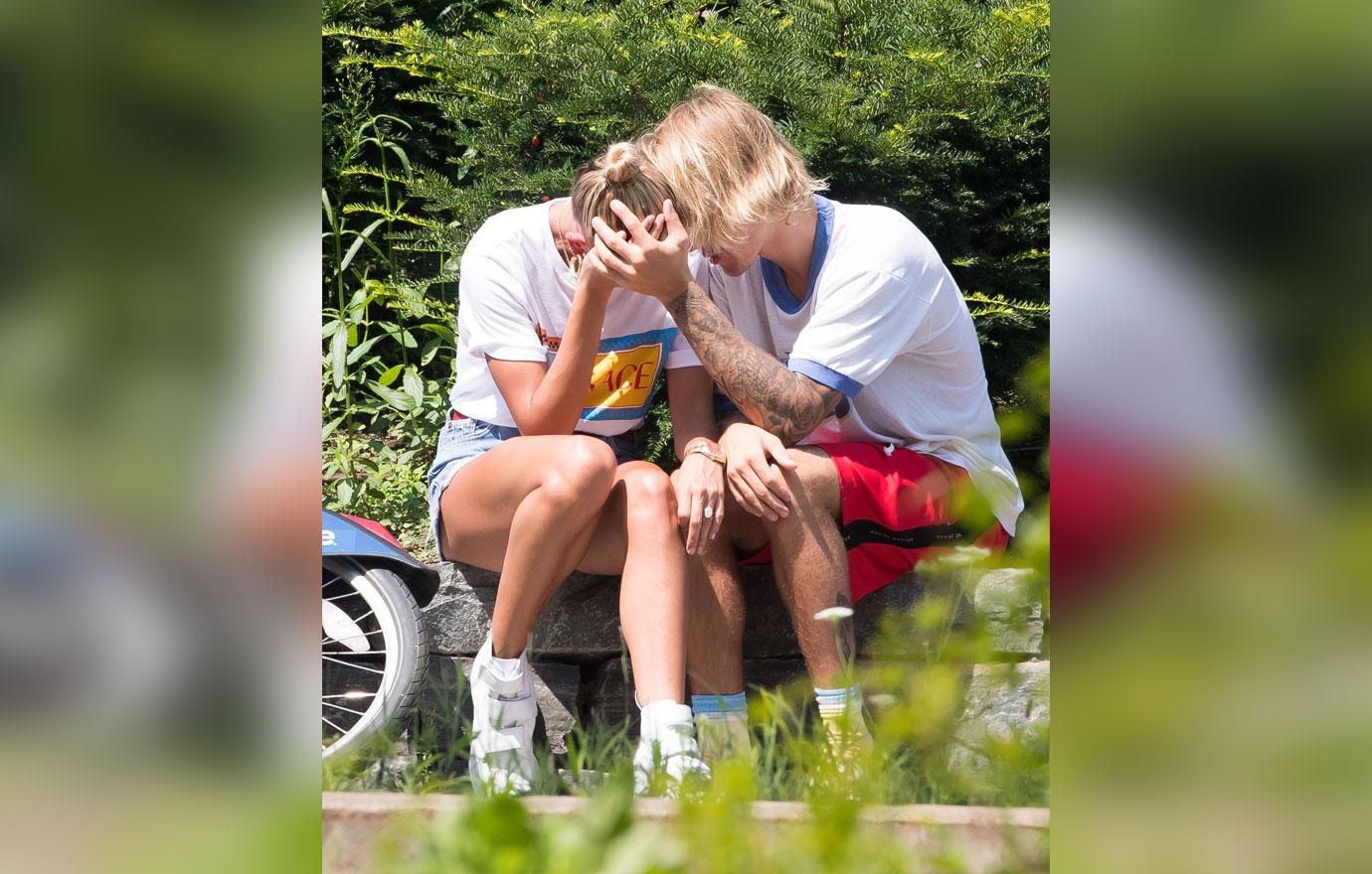 Justin Bieber Crying Hailey Baldwin