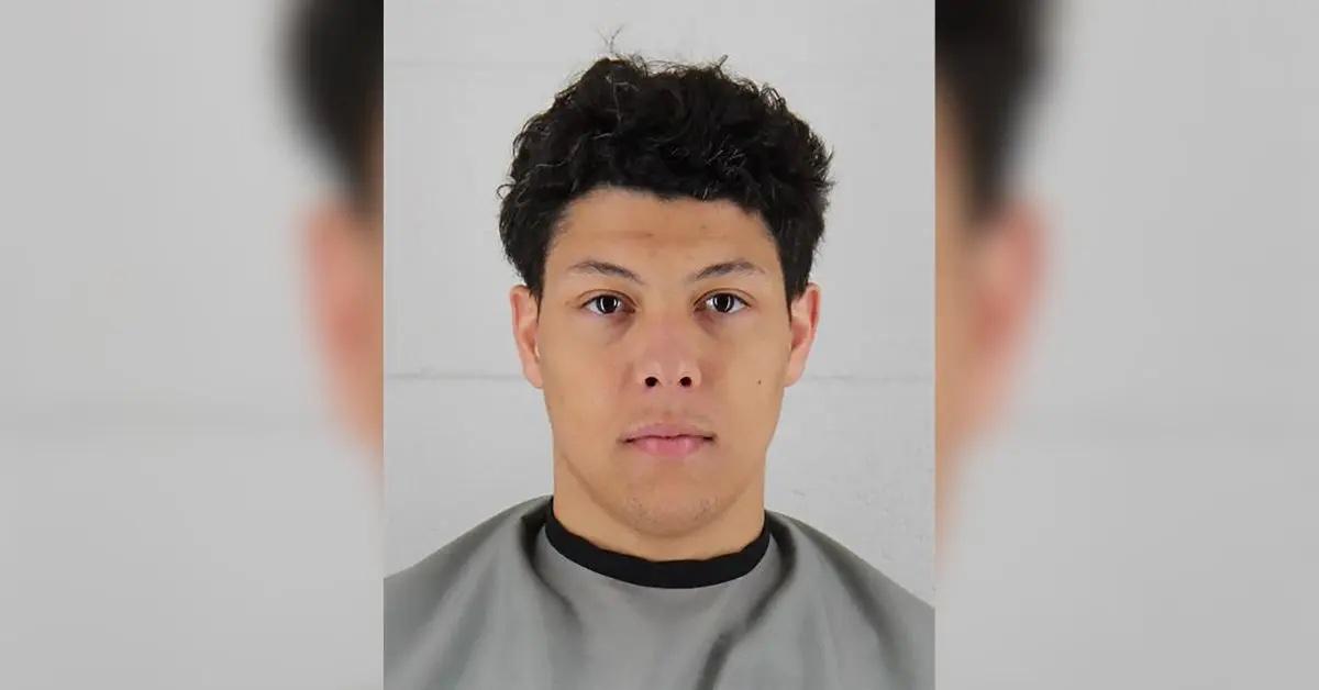 Jackson Mahomes Fighting Prosecutors Over Drug Tests in Sexual Battery Case - Vimarsana News