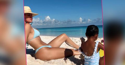 Khloe Kardashian spends a beach day with True Thompson.