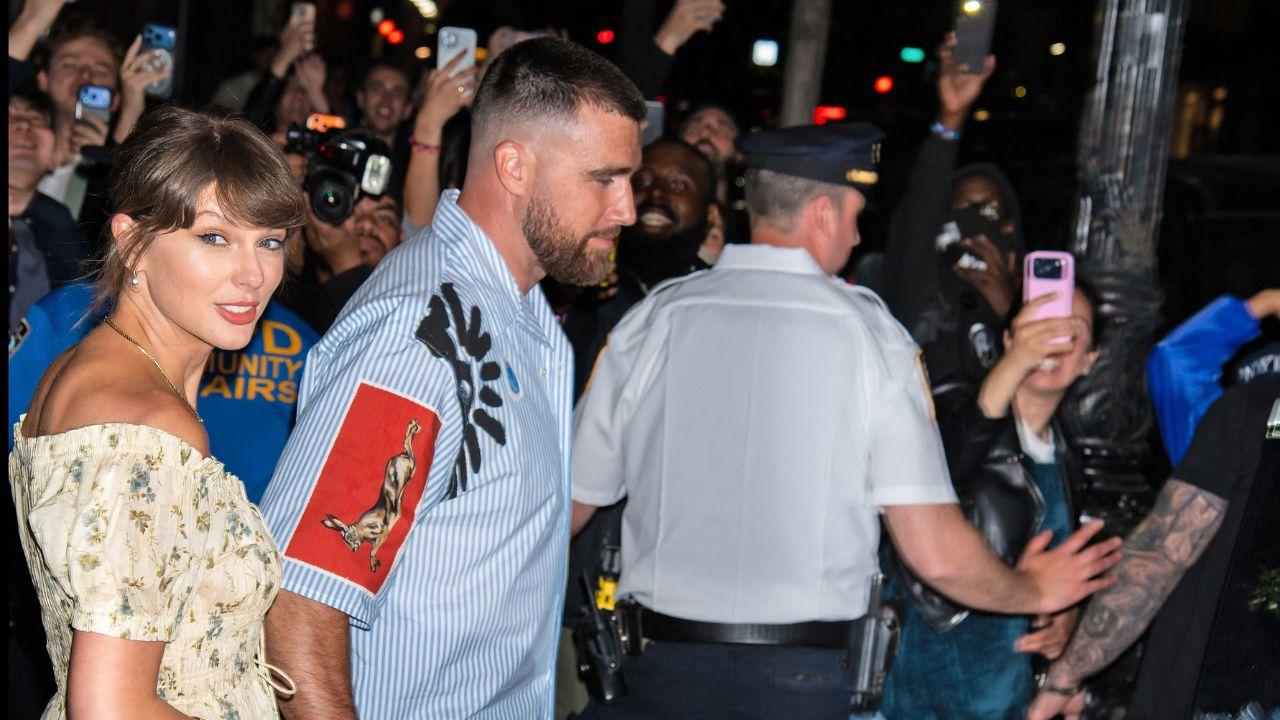 A photo of Taylor Swift and Travis Kelce
