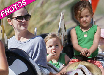 //jennifer garner seraphina farm