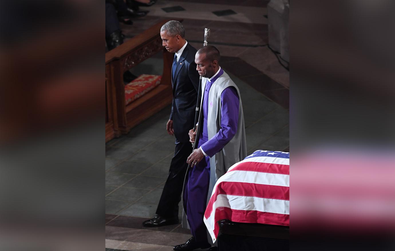 John McCain Memorial Service Famous Friends Say Goodbye