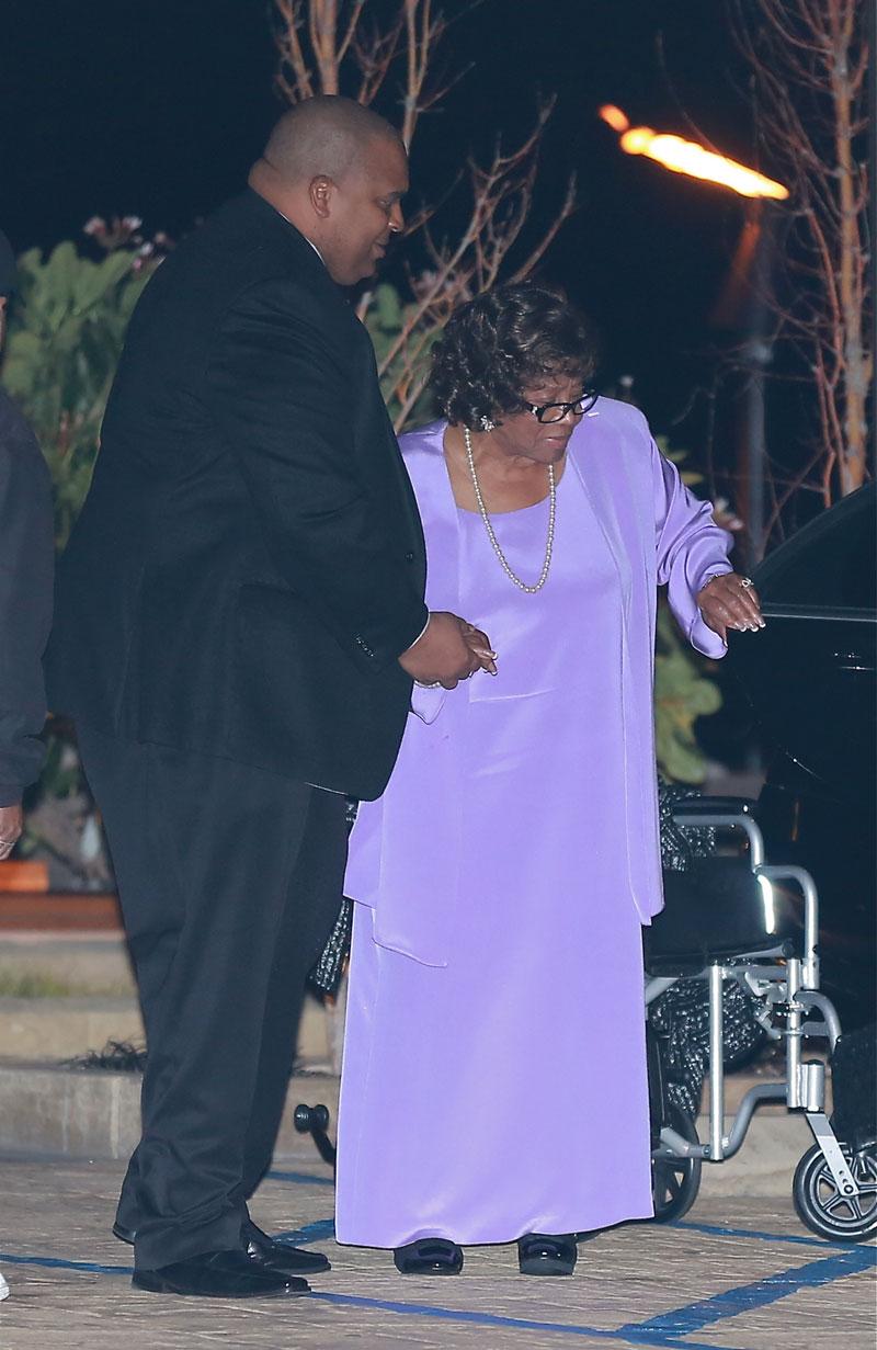 Katherine Jackson Sick Wheelchair Photos