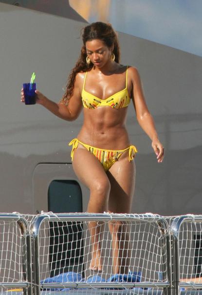 //beyonce curviest bikini bodies