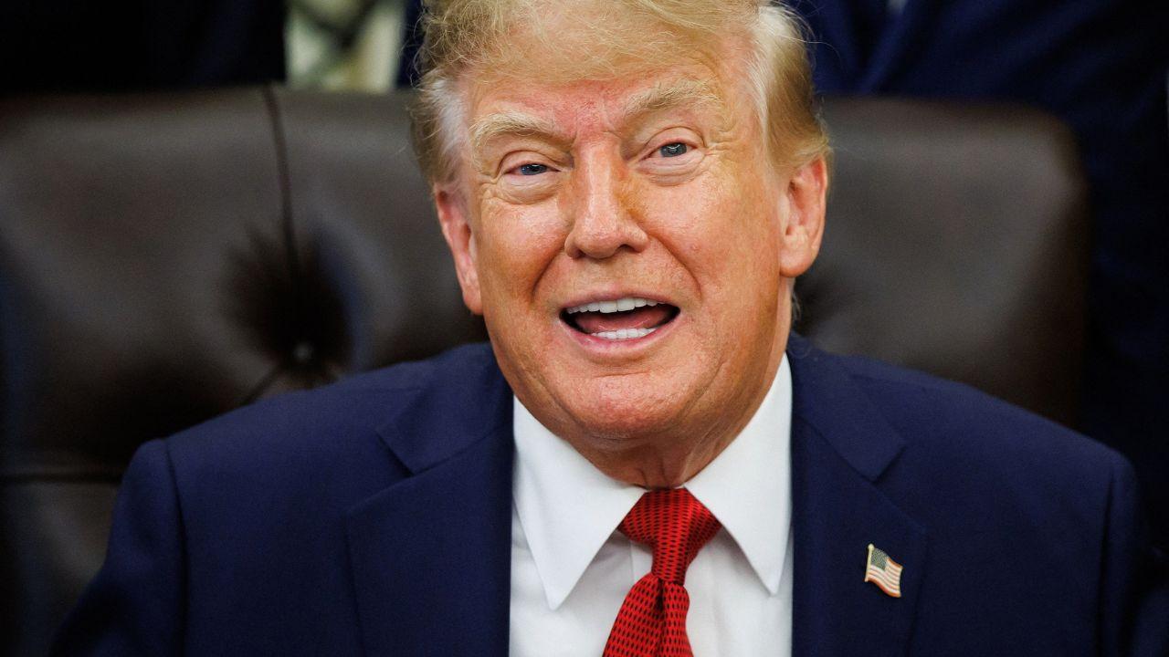 Donald Trump said he's prefer to risk electrocution than shark-infested waters.