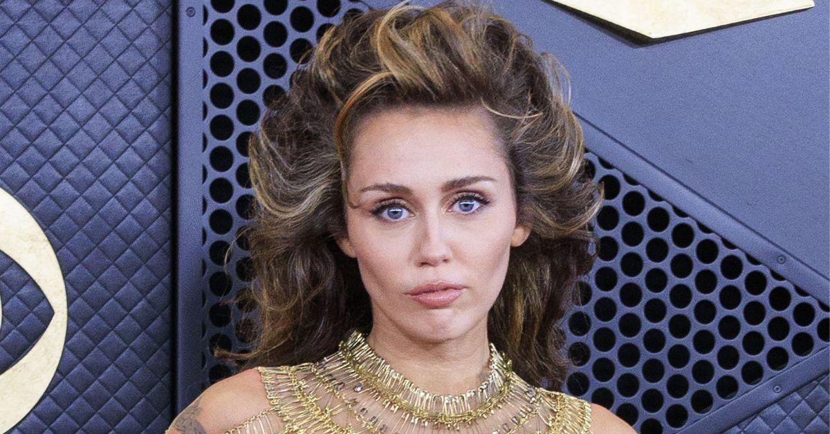 everything to know about miley cyrus alleged family drama