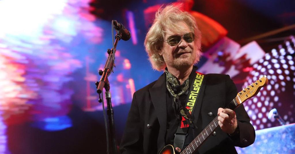 Hall & Oates Singer Daryl Hall Gets Restraining Order Against Bandmate
