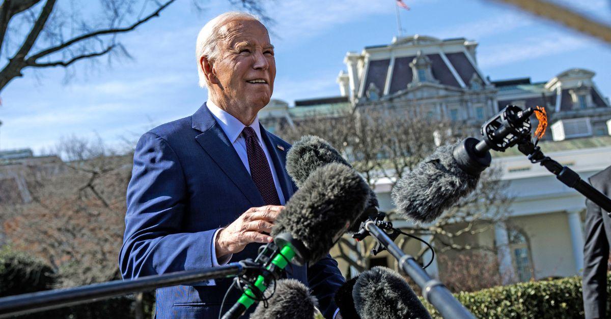 fox news mock joe biden shoes stumble up stairs air force one