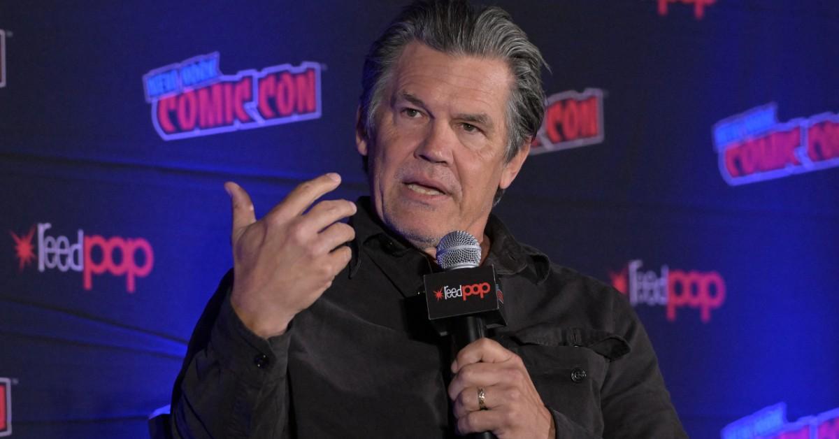 josh brolin memoir brags sobriety after abandoned brother pictured homeless