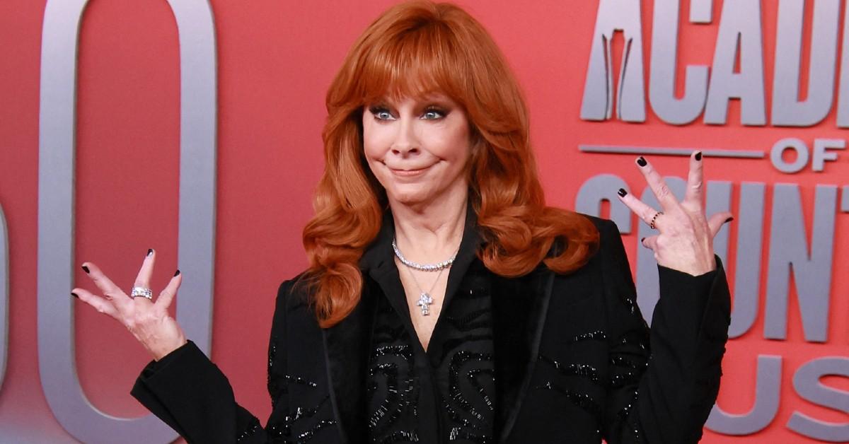 Photo of Reba McEntire