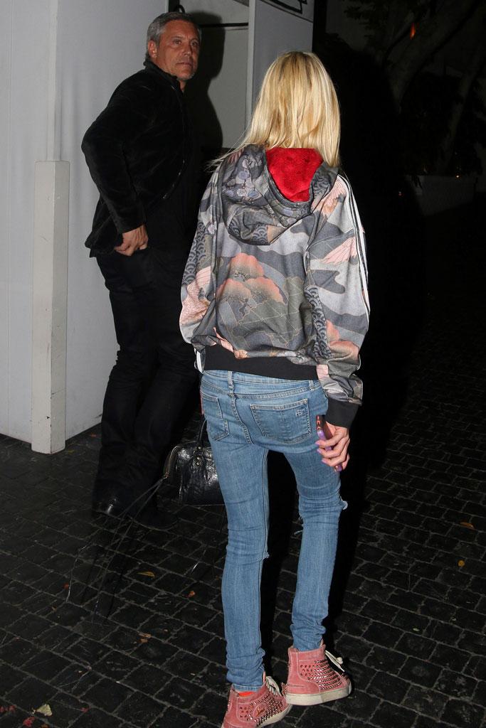 Tara Reid Scary Skinny Jeans