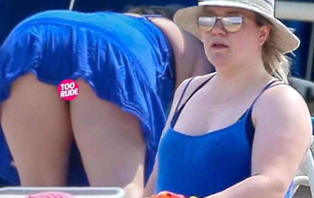 Kelly Clarkson Weight Gain Beach Vacation Hawaii 5603