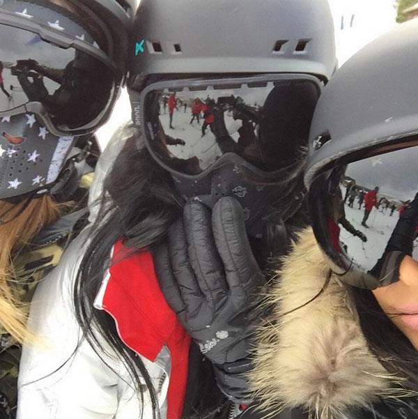 Kardashian Sisters Skiing In Montana