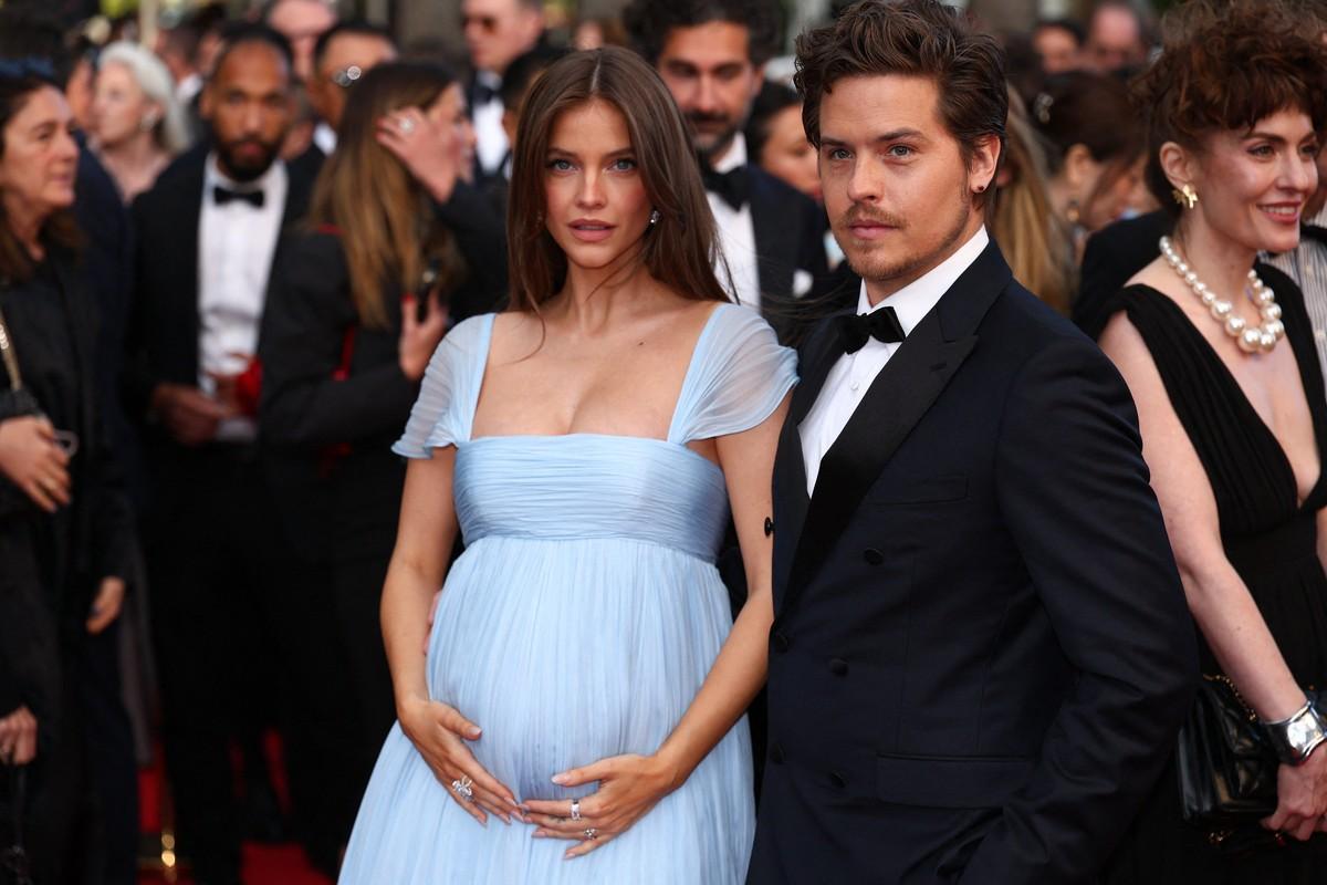Barbara Palvin and Dylan Sprouse are expecting their first baby.