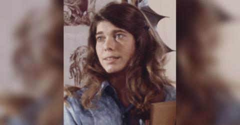 Photo of Sian Barbara Allen in 'Scream, Pretty Peggy