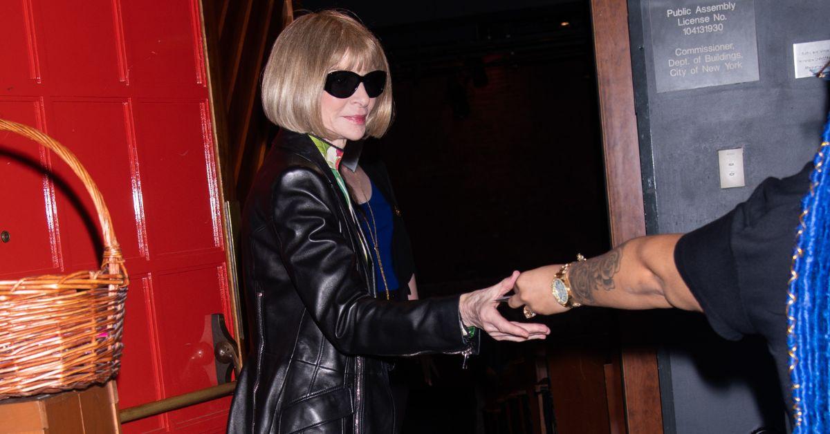 Anna Wintour Asked To Show ID At NYC Play