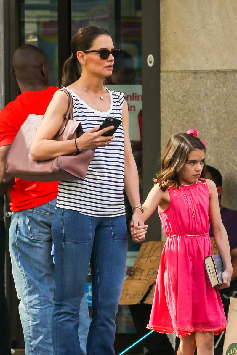 Suri Cruise Birthday Tantrum Dad Tom Mom Katie Holmes