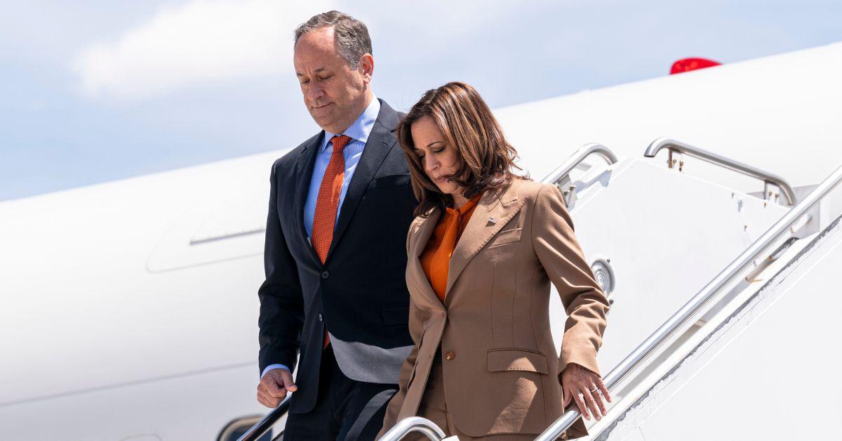 kamala harris husband secret service block handicap parking jpg