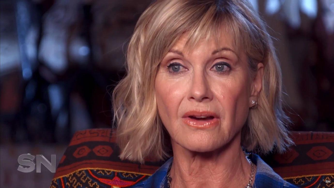 olivia newton john missing boyfriend begs reunion before cancer death