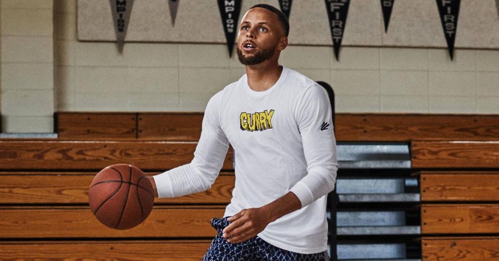 2023 - NEWSGolden State Skandal: Steph Currys Vater ist mit einer Frau