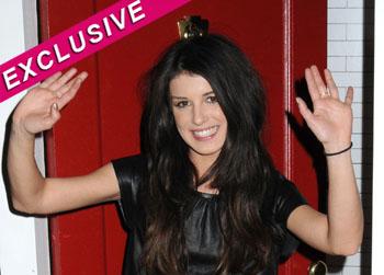 //shenae grimes internship splash