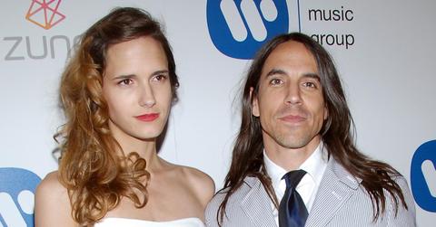 //Anthony Kiedis custody battle wife alcohol alleged abuse pp
