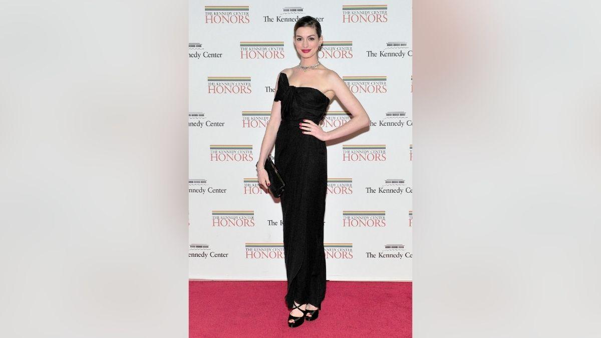 Photo of Anne Hathaway 