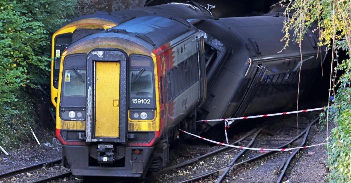 pete buttigieg faces backlash over trip ohio train derailment site