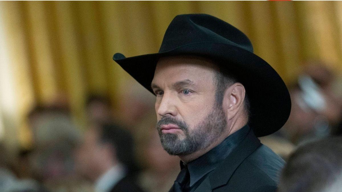garth brooks new delay ongoing sex suit battle