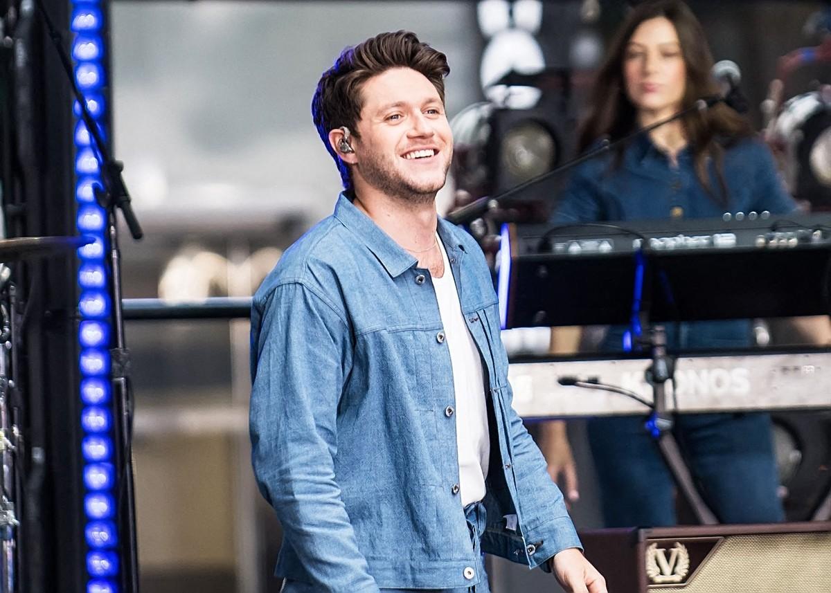 Niall Horan responded to Swift and Kelce wedding invite speculation, saying 'we'll see which ones I'm free for.'