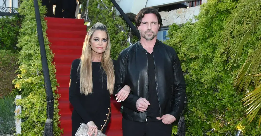 denise richards estranged husband aaron phypers exposes alleged affair
