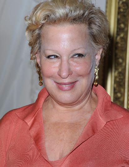 Bette Midler's Frozen Face Look