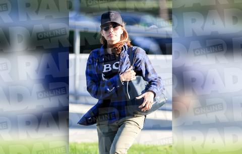 Ryan Gosling Eva Mendes Married Rumors Ring Photos -- Secret Marriage