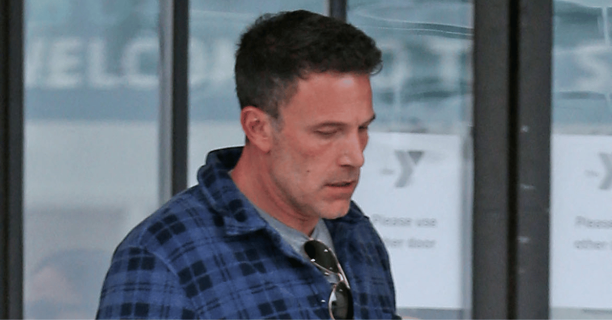 ben affleck sparks relapse fears