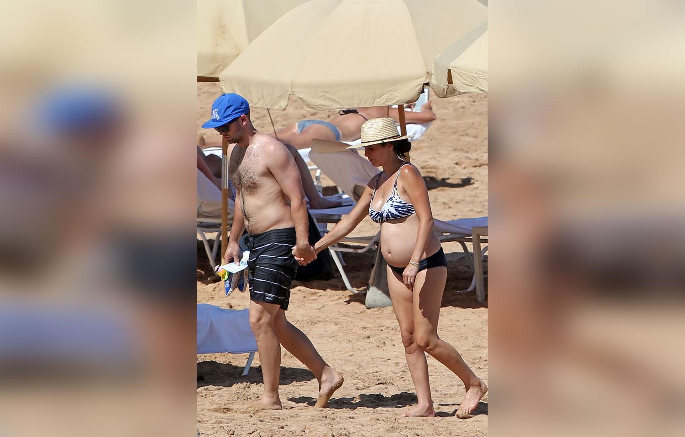 jamie lynn sigler bikini pregnant baby bump