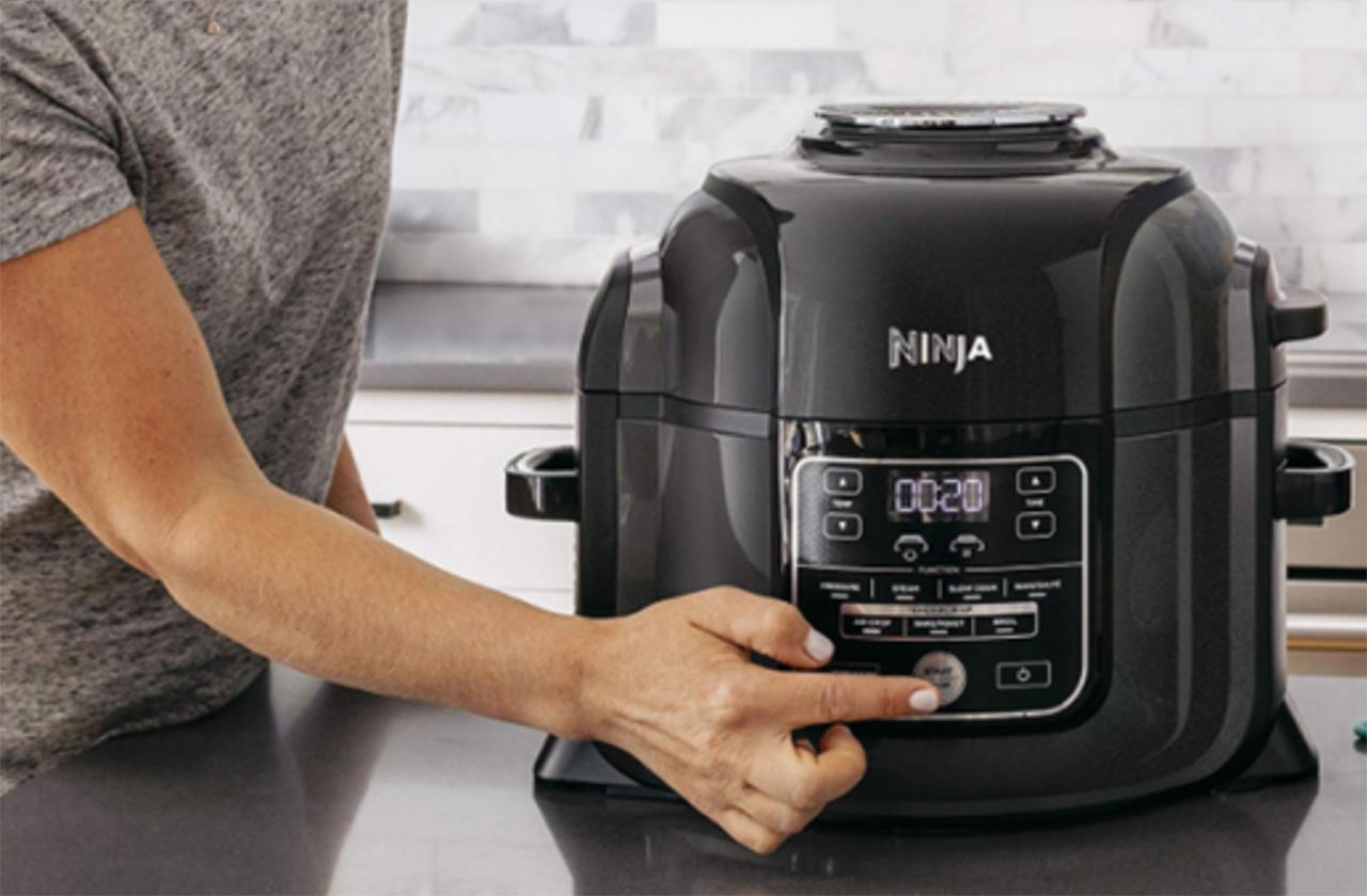 Ninja pressure cooker air best sale fryer combo