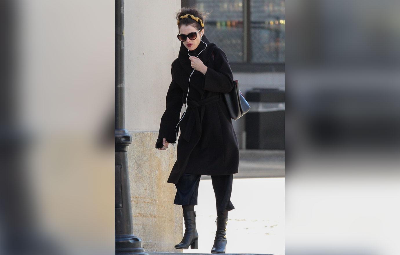 Brad Pitt Girlfriend Neri Oxman Takes Stroll Cambridge